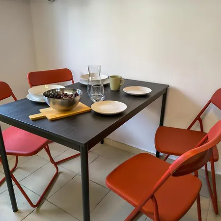 Ospitalier Student Grey - spacious 2 rooms balcony Timisoara