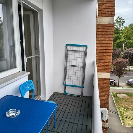 Ospitalier Student Grey - Spacious 2 Balcony Apartmán
