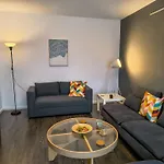 Apartment Ospitalier Student Grey - Spacious 2 Balcony