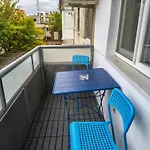 Apartment Ospitalier Student Grey - Spacious 2 Balcony