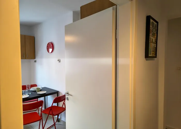 Apartament Ospitalier Student Grey - Spacious 2 Balcony Timişoara